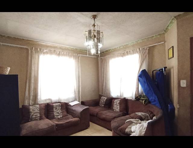 2 BEDROOM FREEHOLD FOR SALE IN KAALFONTEIN